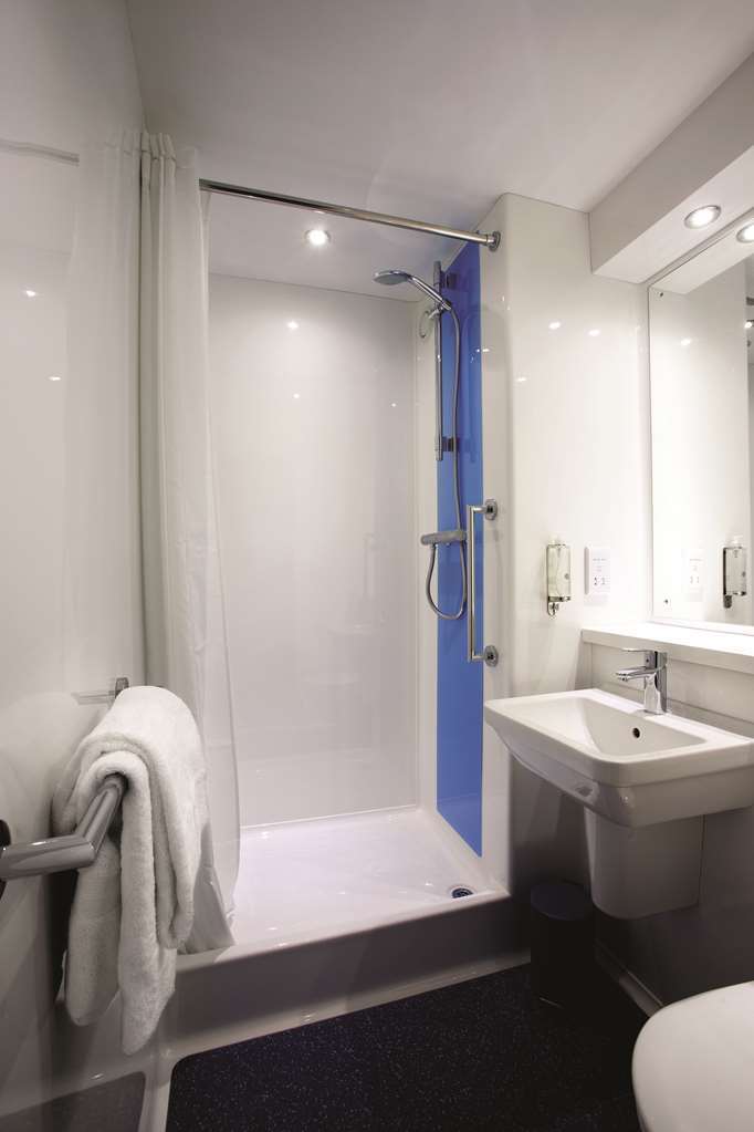 Travelodge Widnes Pokoj fotografie